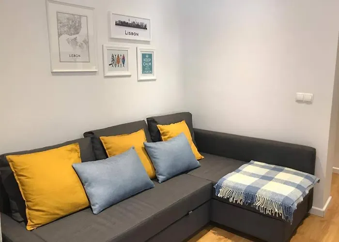 Ola - Alcantara I * Lisbon